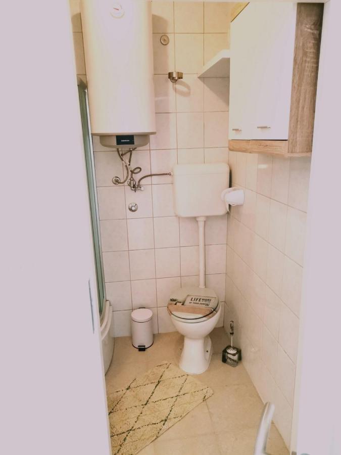 Apartman Anamaria Госпич Экстерьер фото
